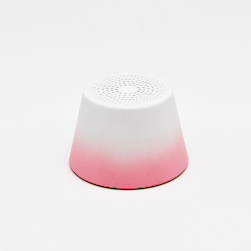New Portable Fashion Bluetooth Speaker Mini Desktop Subwoofer Outdoor Mini Gradient Color Bluetooth Speaker